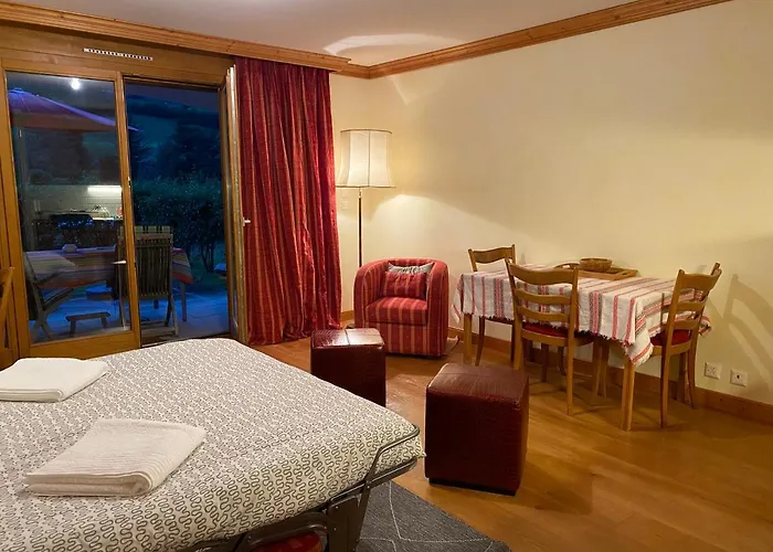 - La Vieze Thermes Park Apartment *