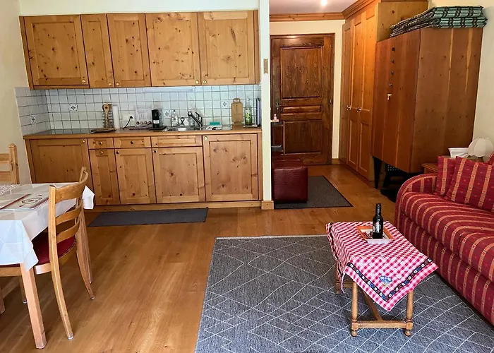 - La Vieze Thermes Park アパート